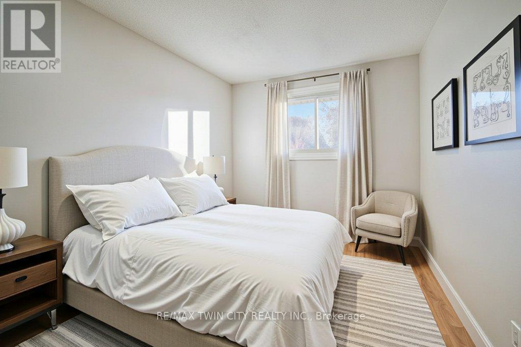 563 Elgin Street N, Cambridge, Ontario  N1R 6A2 - Photo 25 - X12477287