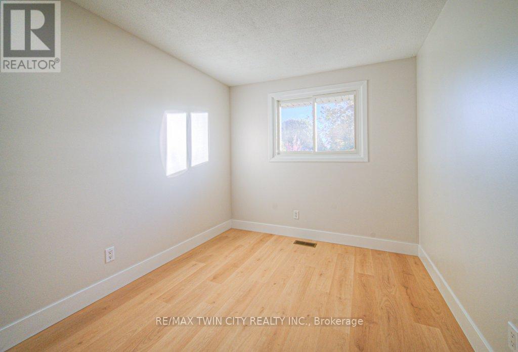 563 Elgin Street N, Cambridge, Ontario  N1R 6A2 - Photo 26 - X12477287
