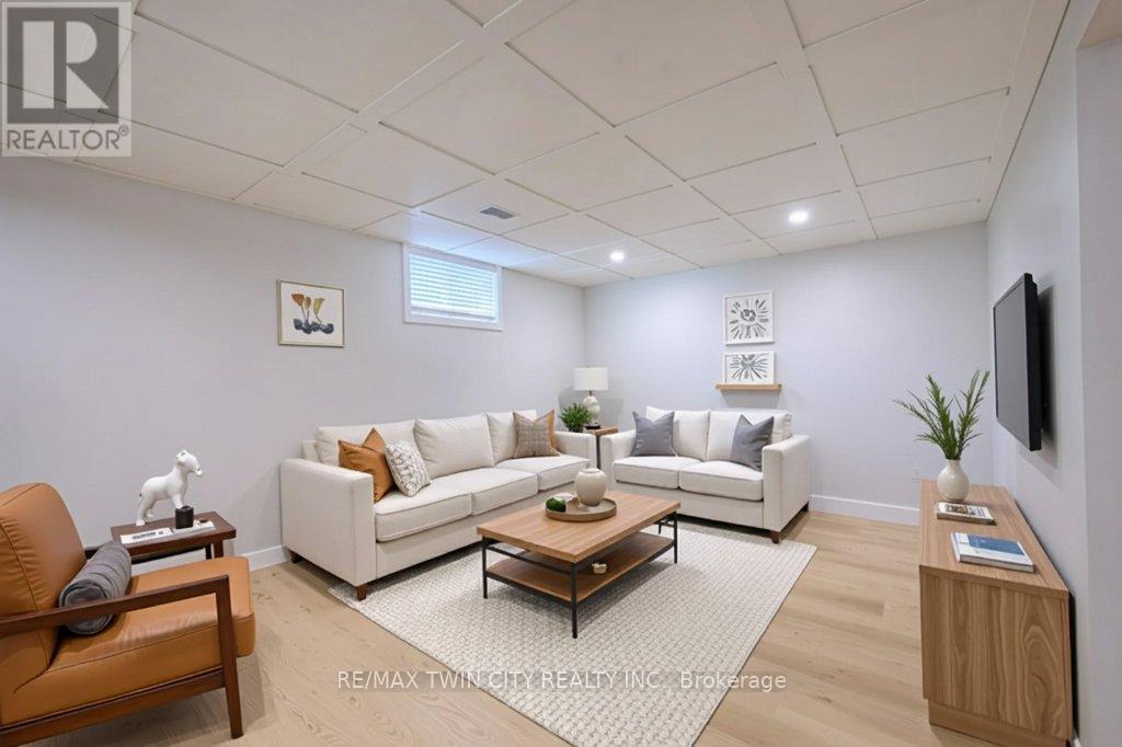 563 Elgin Street N, Cambridge, Ontario  N1R 6A2 - Photo 28 - X12477287