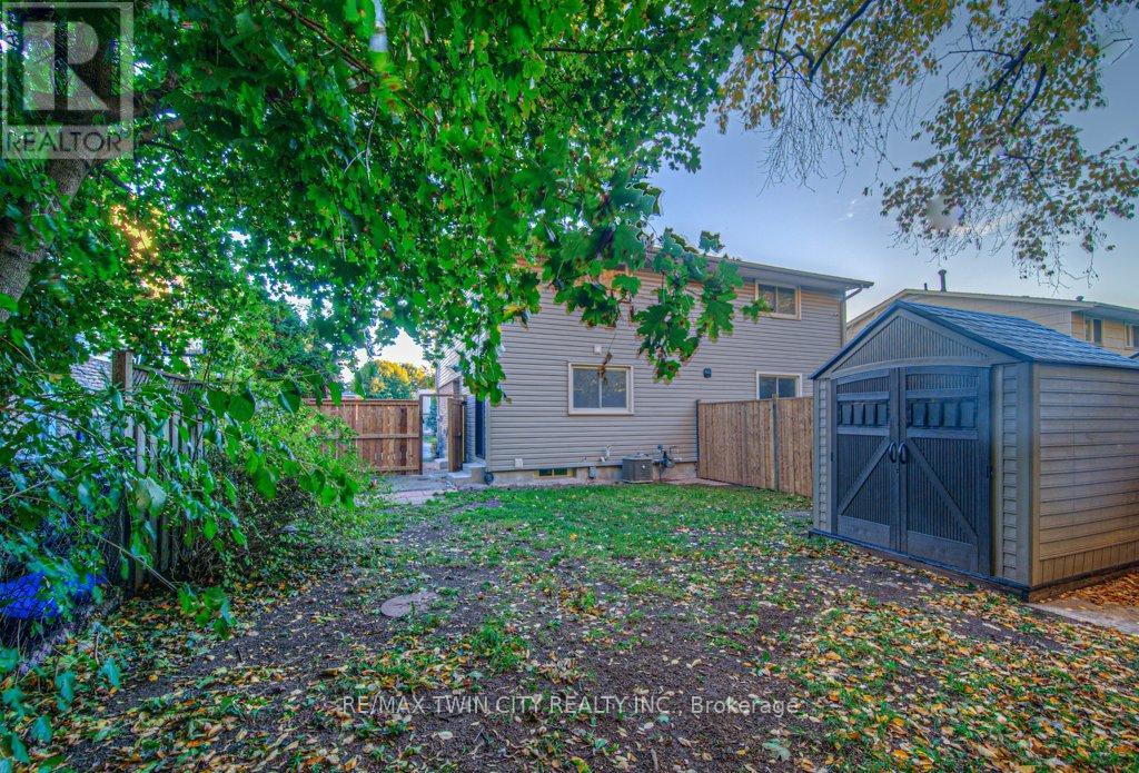 563 Elgin Street N, Cambridge, Ontario  N1R 6A2 - Photo 39 - X12477287