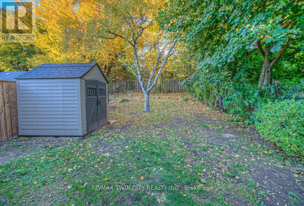 563 Elgin Street N, Cambridge, Ontario  N1R 6A2 - Photo 40 - X12477287