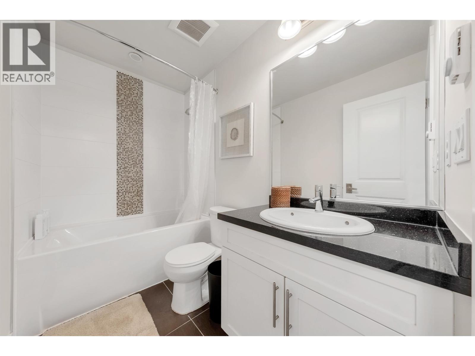 150 1460 Southview Street, Coquitlam, British Columbia  V3E 0G6 - Photo 15 - R3061199