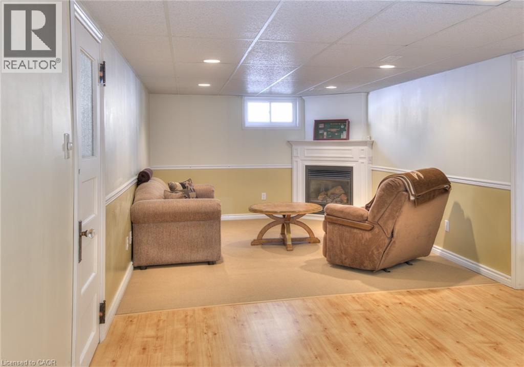 71 Broadmoor Avenue, Kitchener, Ontario  N2C 1Y6 - Photo 11 - 40780676