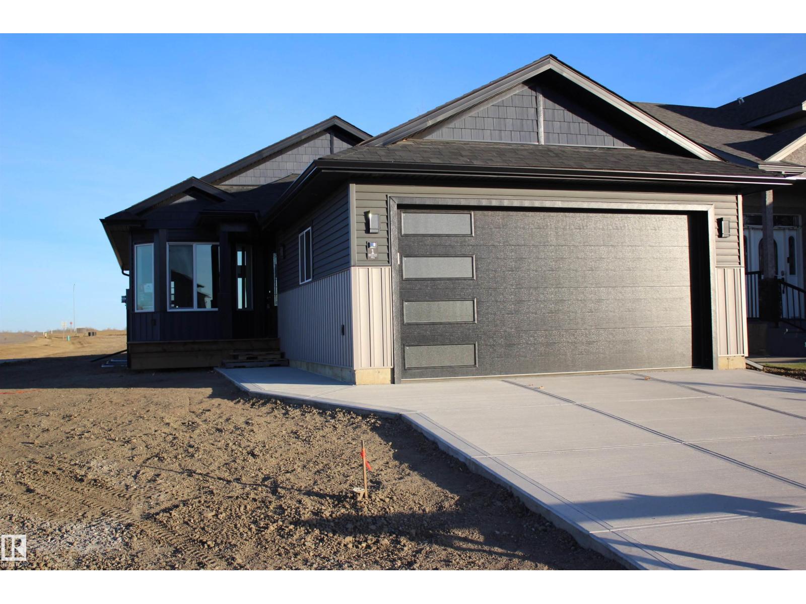 1 Whitetail WY, Mundare, Alberta