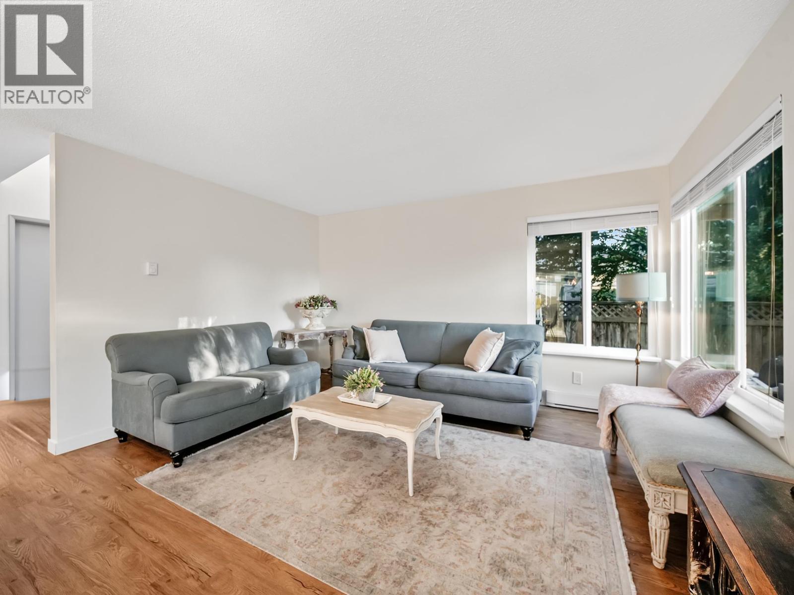 2509 Burian Drive, Coquitlam, British Columbia  V3K 5W8 - Photo 10 - R3061202