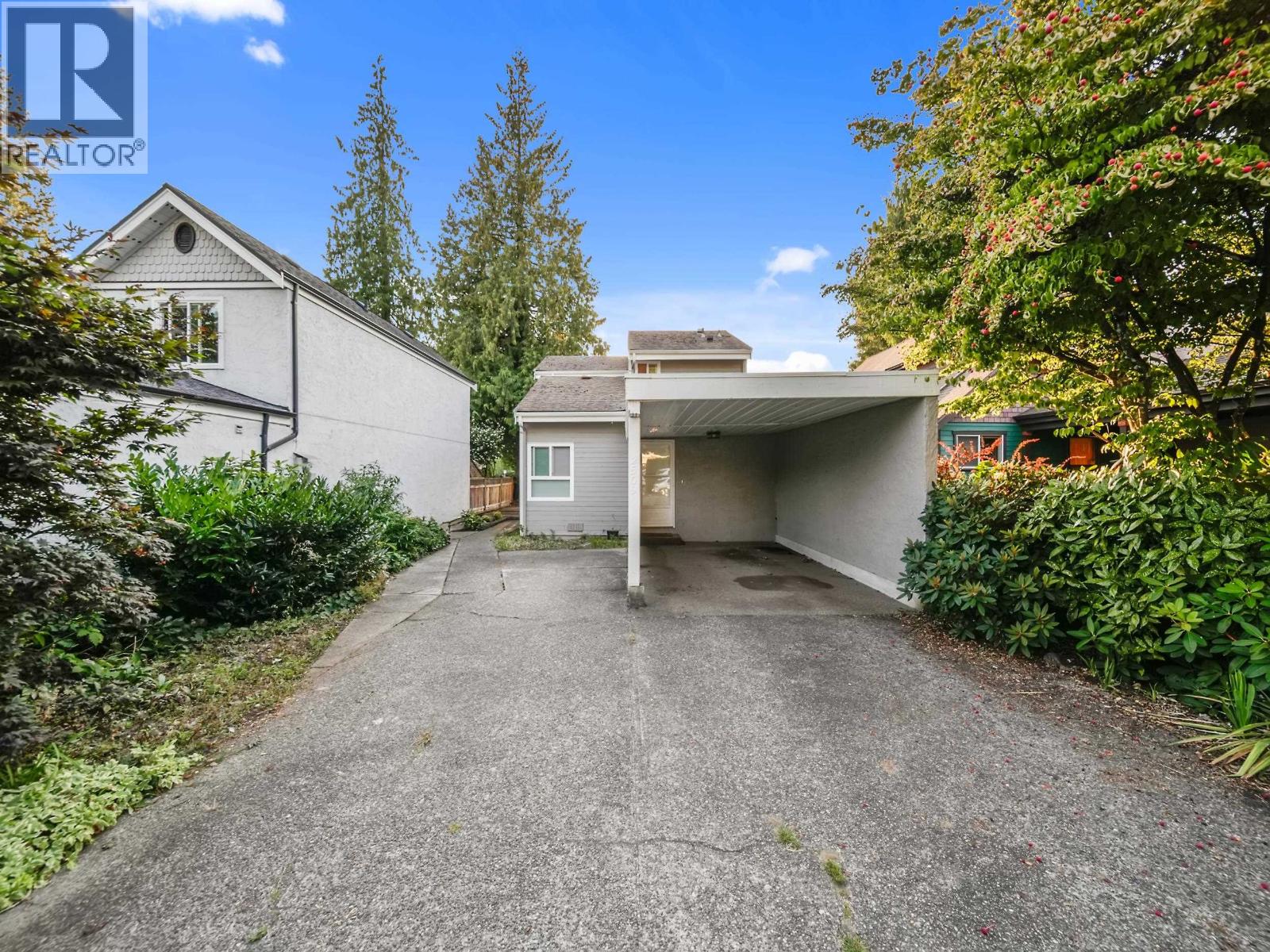 2509 Burian Drive, Coquitlam, British Columbia  V3K 5W8 - Photo 28 - R3061202