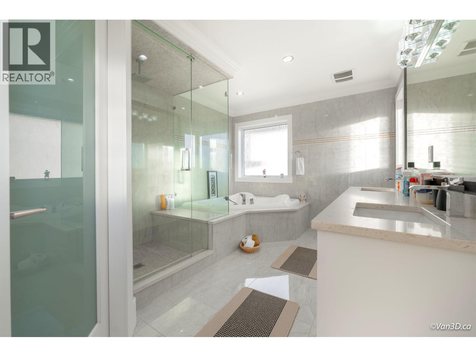 146 W 40th Avenue, Vancouver, British Columbia  V5Y 2R2 - Photo 10 - R3061215