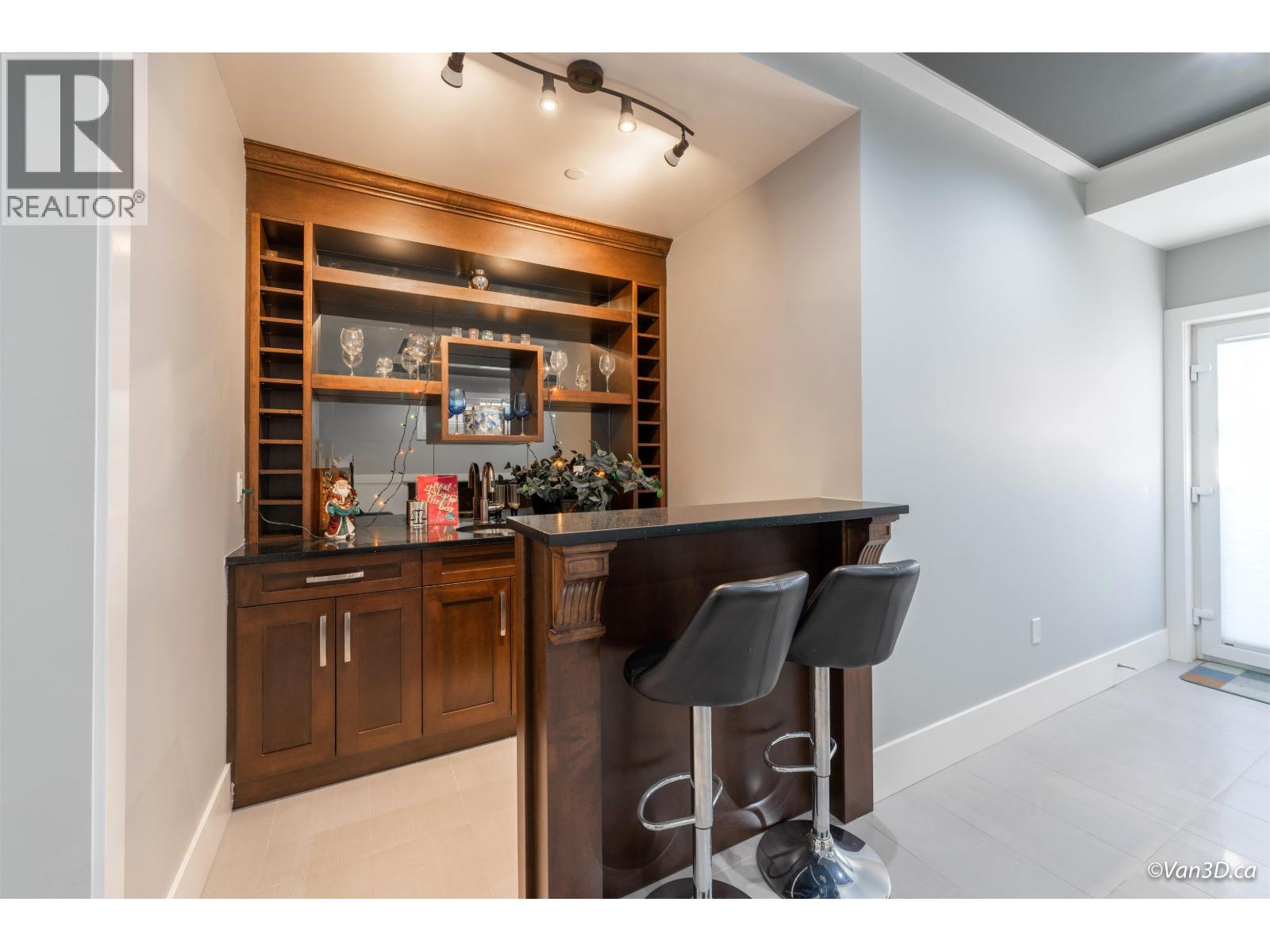 146 W 40th Avenue, Vancouver, British Columbia  V5Y 2R2 - Photo 16 - R3061215