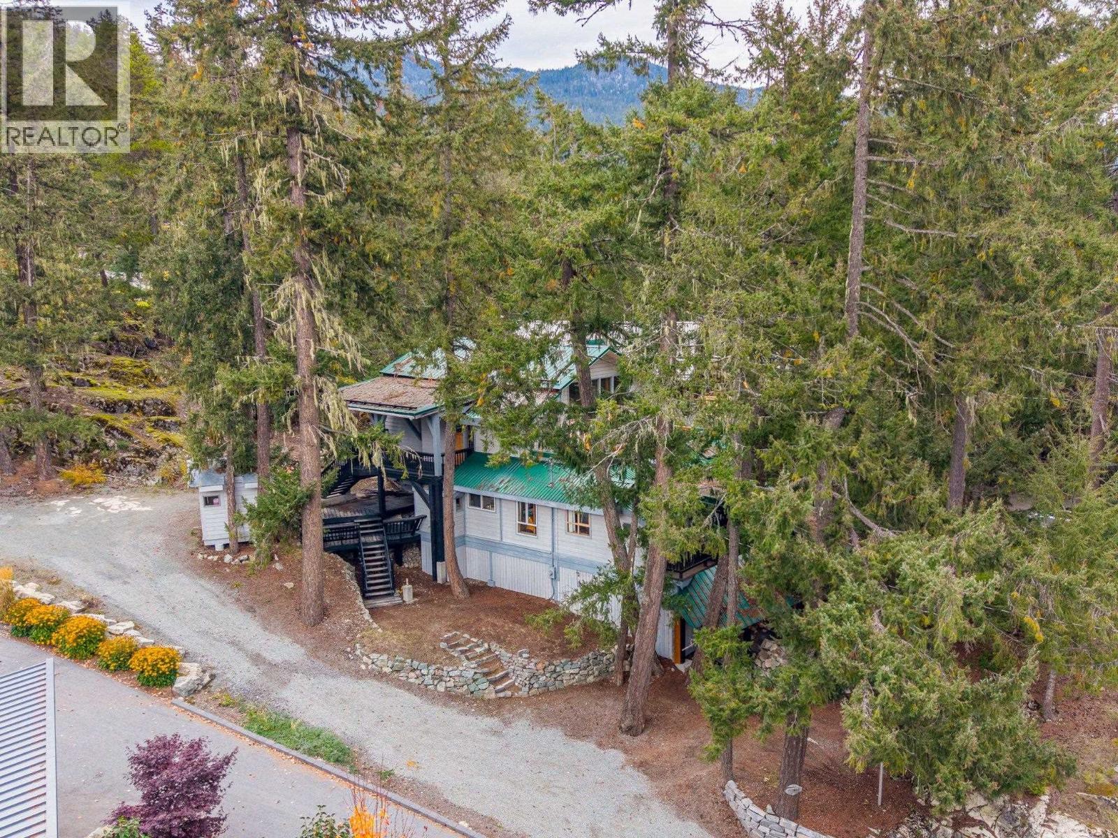 9539 Emerald Drive, Whistler, British Columbia  V8E 0G5 - Photo 28 - R3061225