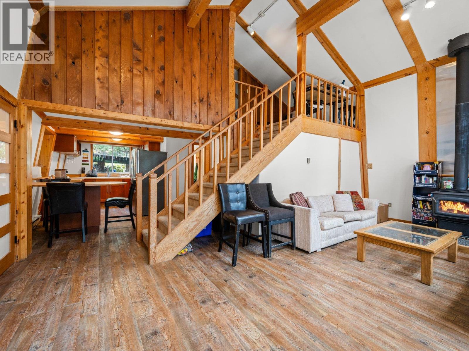 9539 Emerald Drive, Whistler, British Columbia  V8E 0G5 - Photo 6 - R3061225