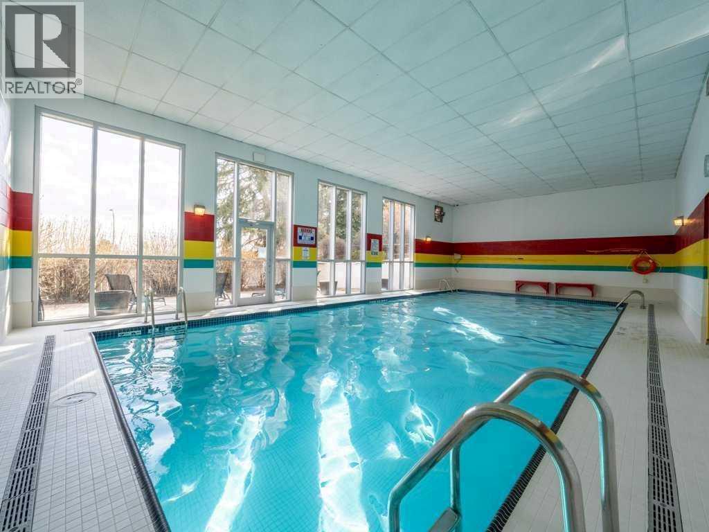 33, 5400 Dalhousie Drive Nw, Calgary, Alberta  T3A 2B4 - Photo 2 - A2263930