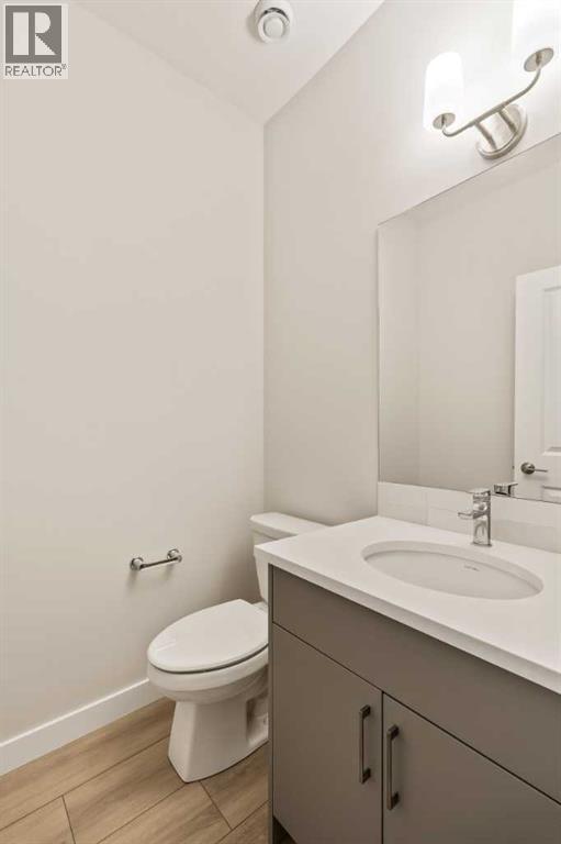 417 Sovereign Common Sw, Calgary, Alberta  T3C 3Y3 - Photo 17 - A2266257