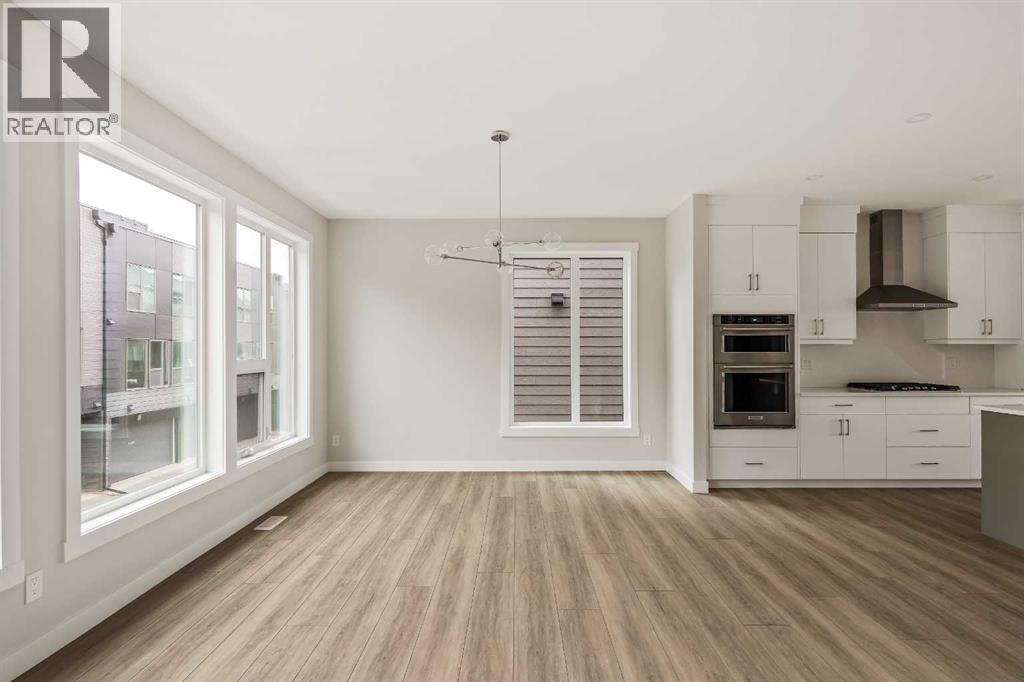 417 Sovereign Common Sw, Calgary, Alberta  T3C 3Y3 - Photo 13 - A2266257