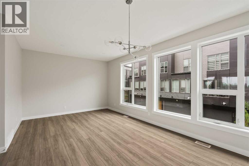 417 Sovereign Common Sw, Calgary, Alberta  T3C 3Y3 - Photo 14 - A2266257