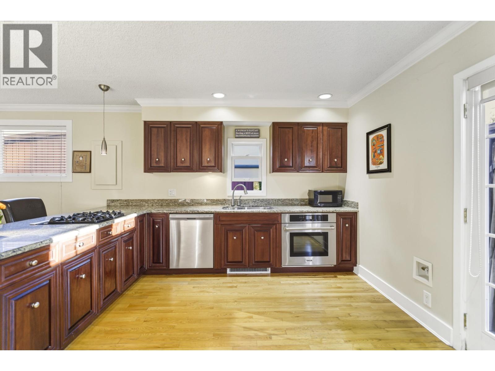 715 Kilkeel Place, North Vancouver, British Columbia  V7N 2X2 - Photo 9 - R3061203