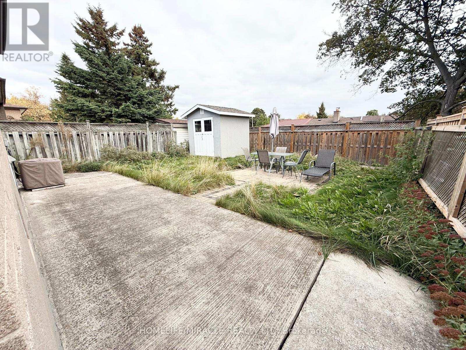 91 Garside Crescent, Brampton, Ontario  L6S 1H5 - Photo 18 - W12476992