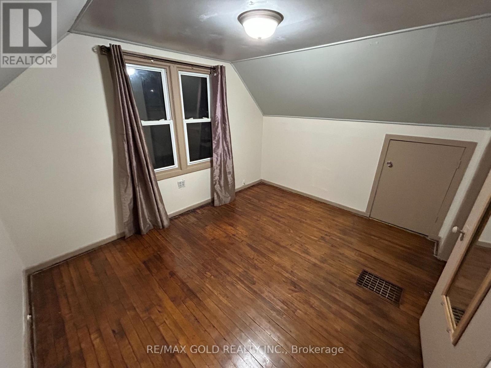 1315 Partington Avenue, Windsor, Ontario  N9B 2P5 - Photo 14 - X12469361