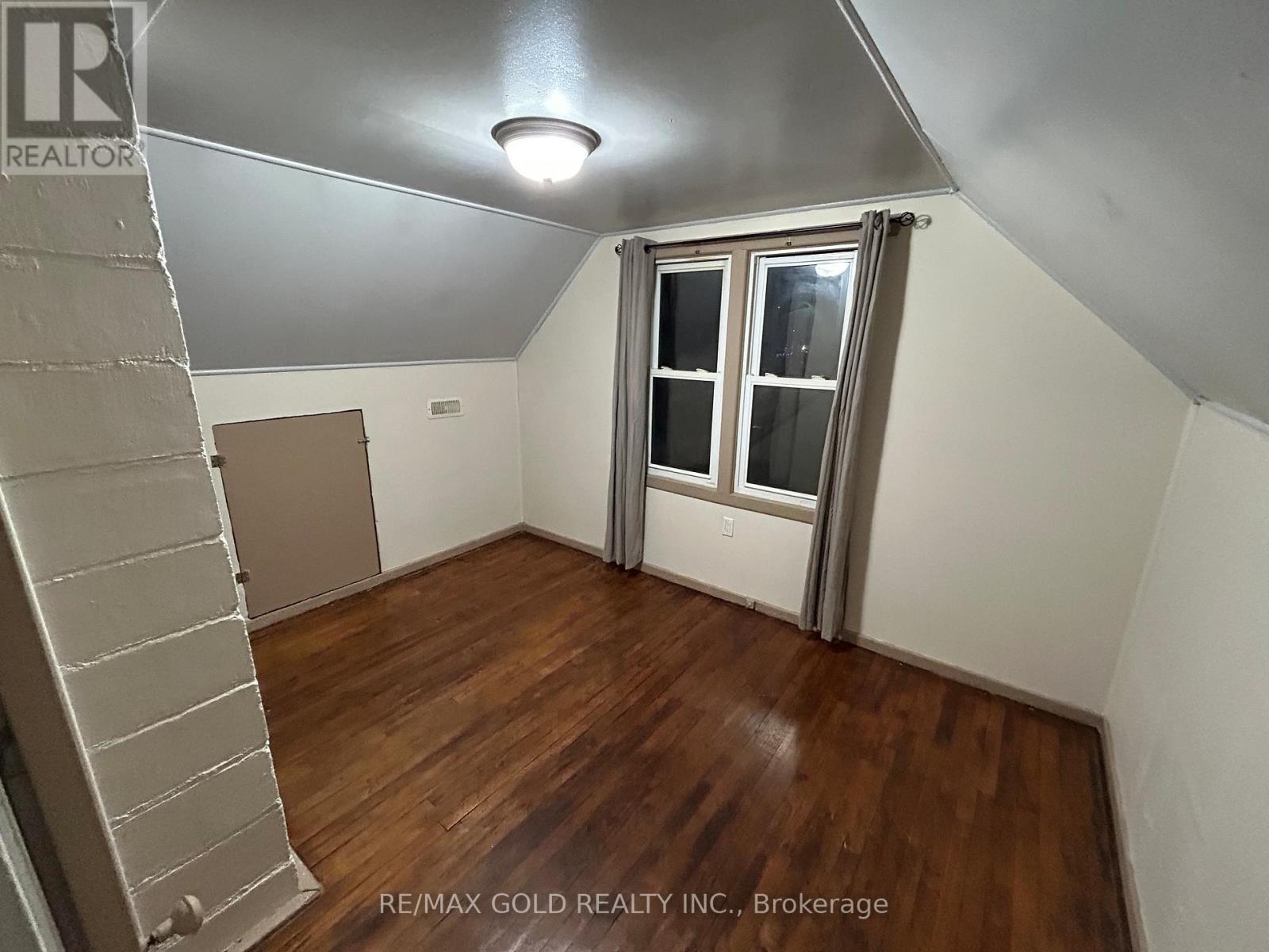 1315 Partington Avenue, Windsor, Ontario  N9B 2P5 - Photo 11 - X12469361