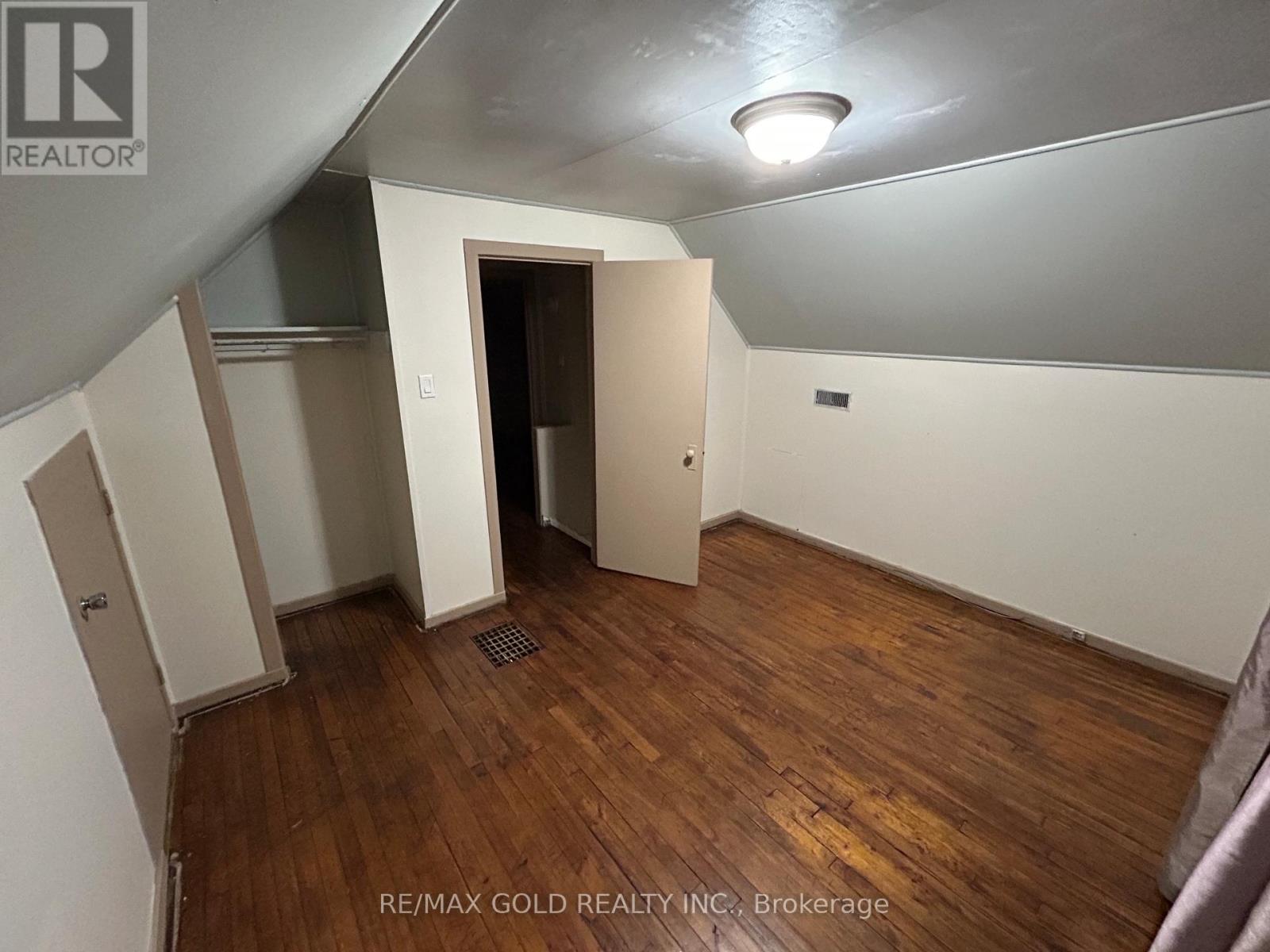 1315 Partington Avenue, Windsor, Ontario  N9B 2P5 - Photo 13 - X12469361