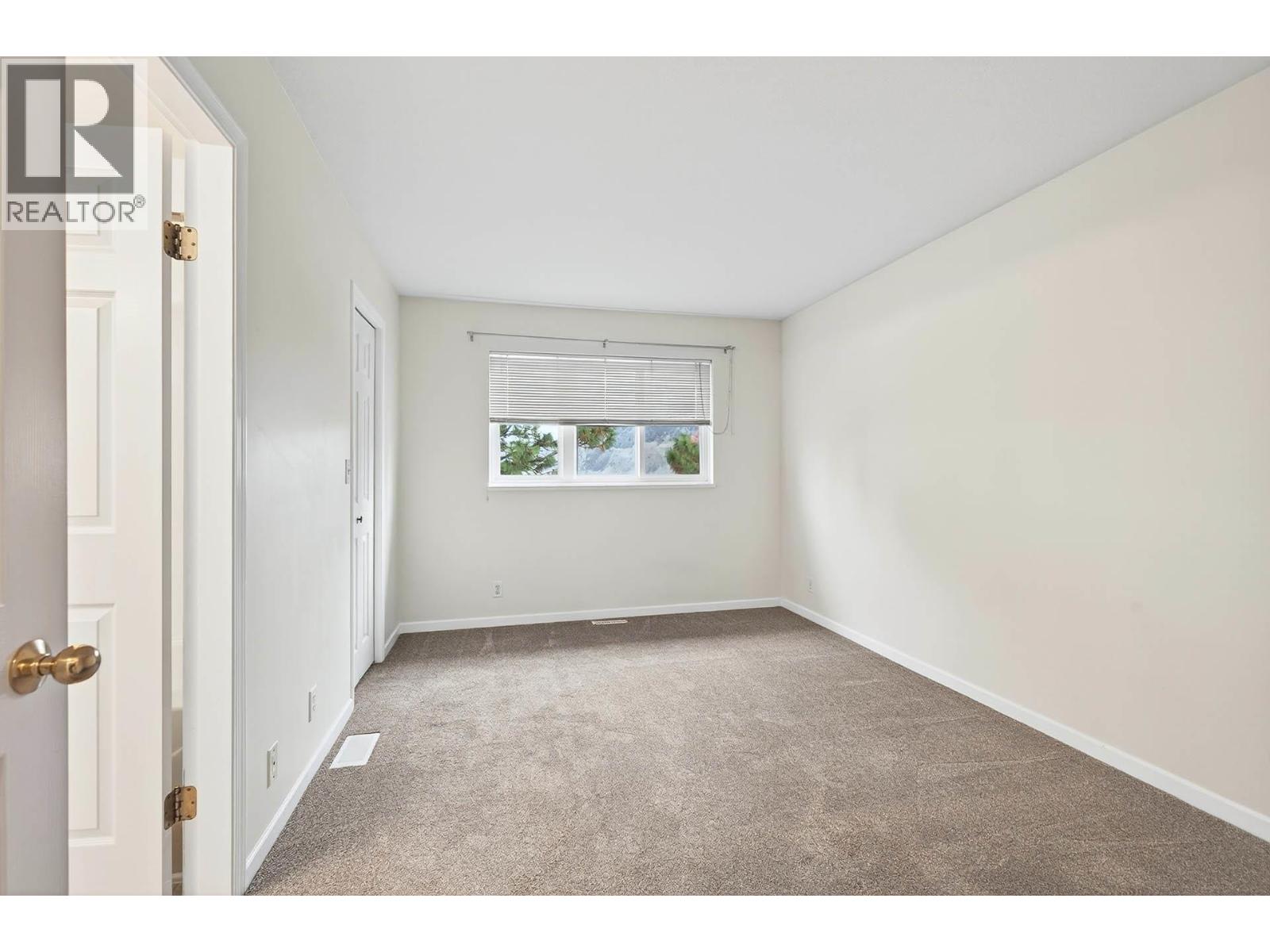 2050 Qu'appelle Boulevard Unit# 7, Kamloops, British Columbia V2E 2R4 - Photo 14 - 10366448