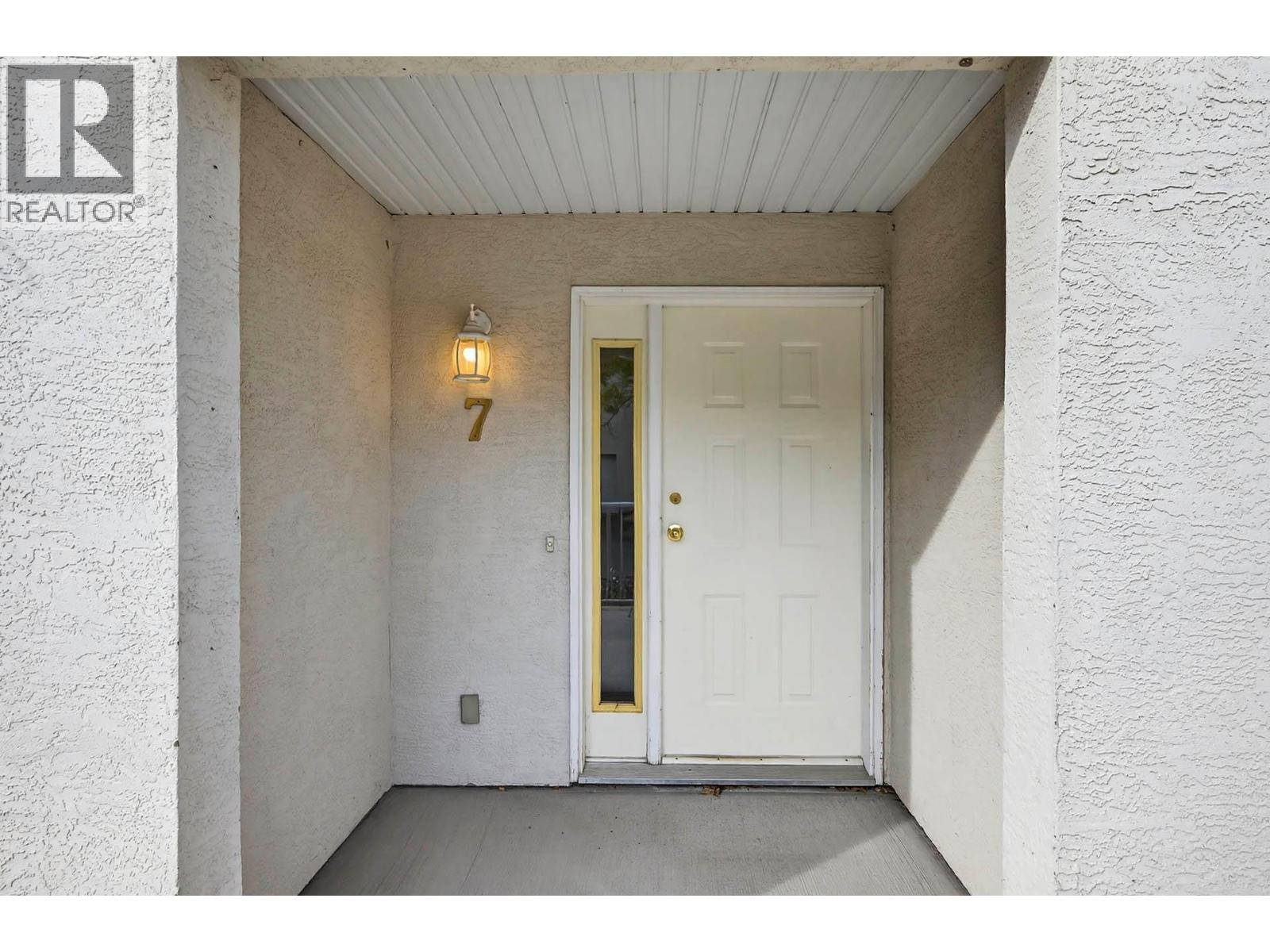 2050 Qu'appelle Boulevard Unit# 7, Kamloops, British Columbia V2E 2R4 - Photo 25 - 10366448