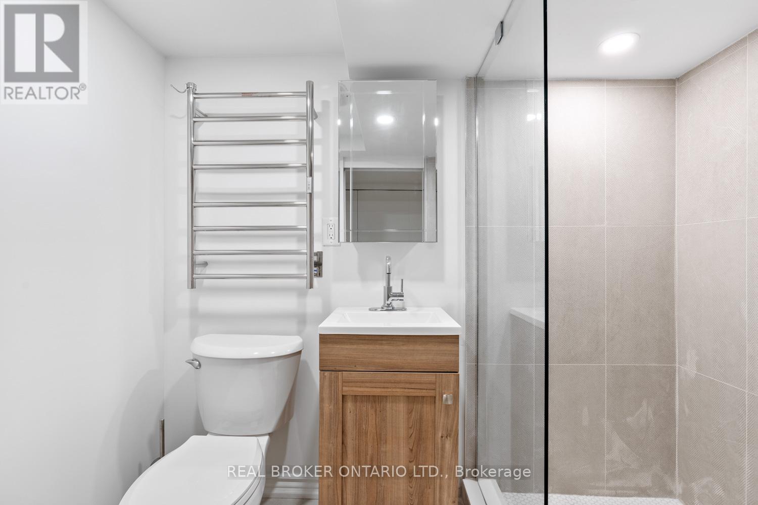Lower Level - 343 Prince Edward Drive N, Toronto, Ontario  M8X 2L4 - Photo 17 - W12390227