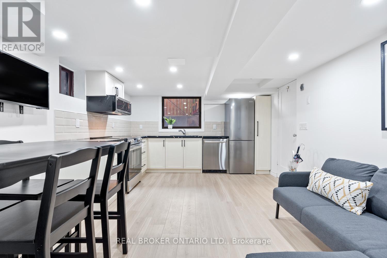 Lower Level - 343 Prince Edward Drive N, Toronto, Ontario  M8X 2L4 - Photo 8 - W12390227