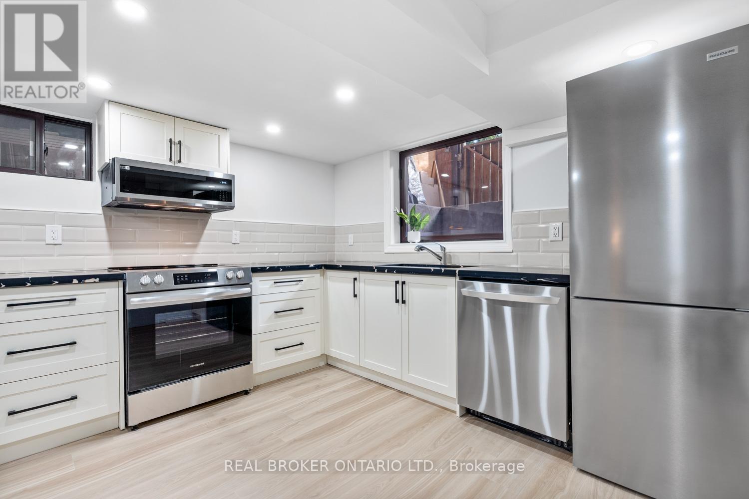 Lower Level - 343 Prince Edward Drive N, Toronto, Ontario  M8X 2L4 - Photo 5 - W12390227