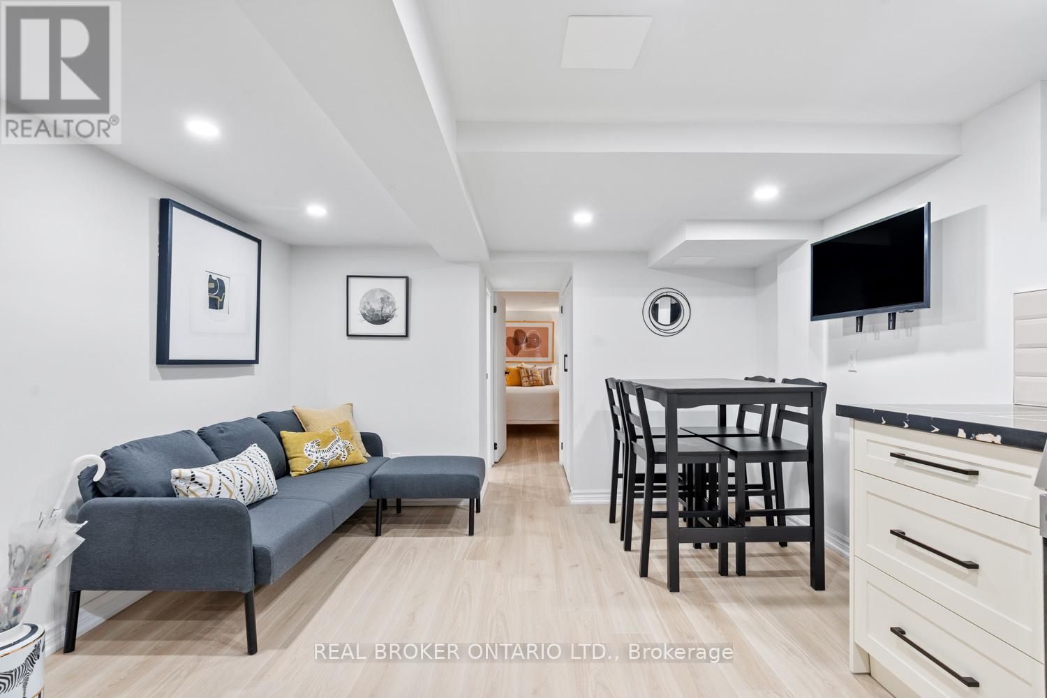 Lower Level - 343 Prince Edward Drive N, Toronto, Ontario  M8X 2L4 - Photo 6 - W12390227