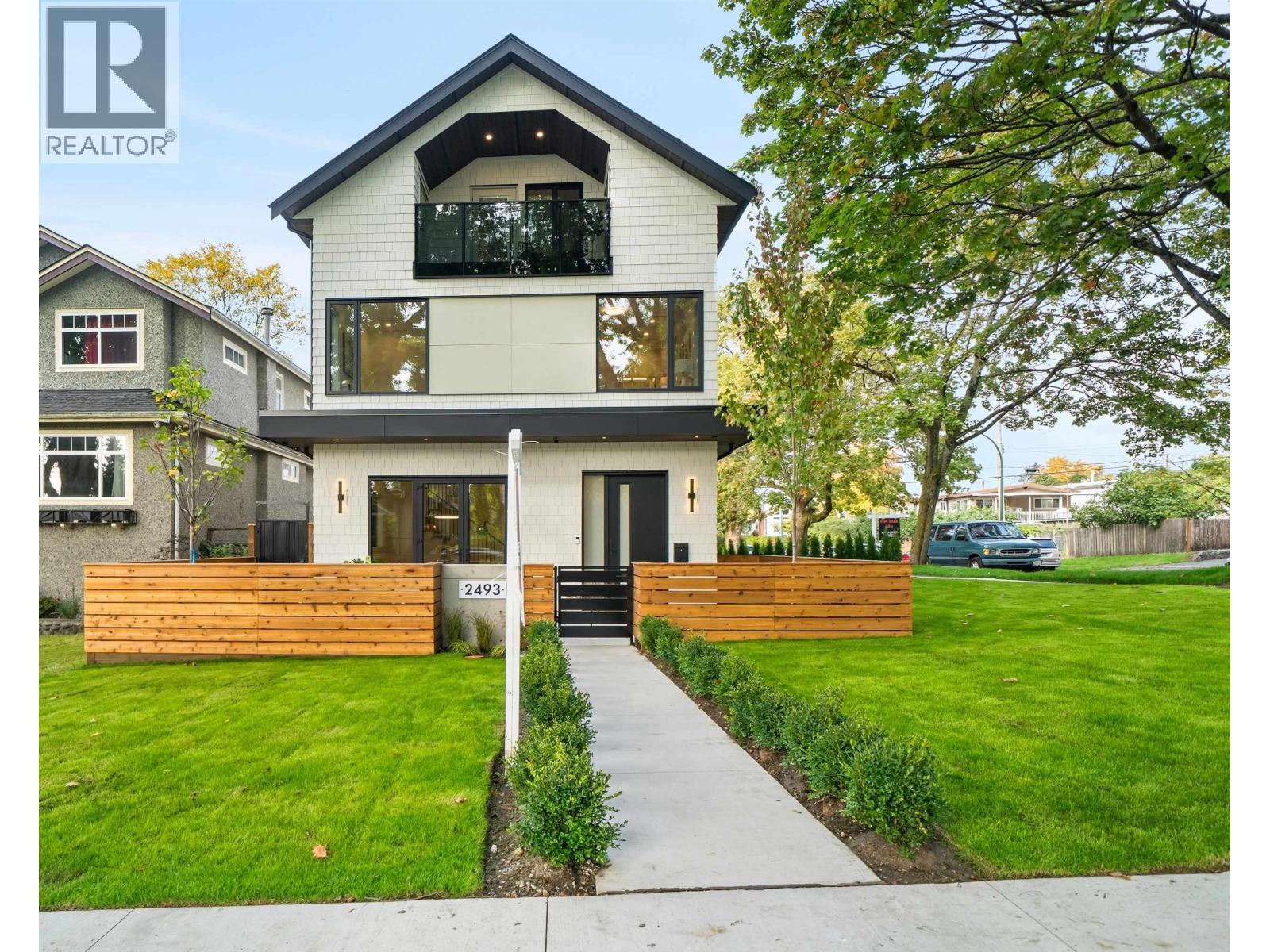 311 N KAMLOOPS STREET, Vancouver, British Columbia