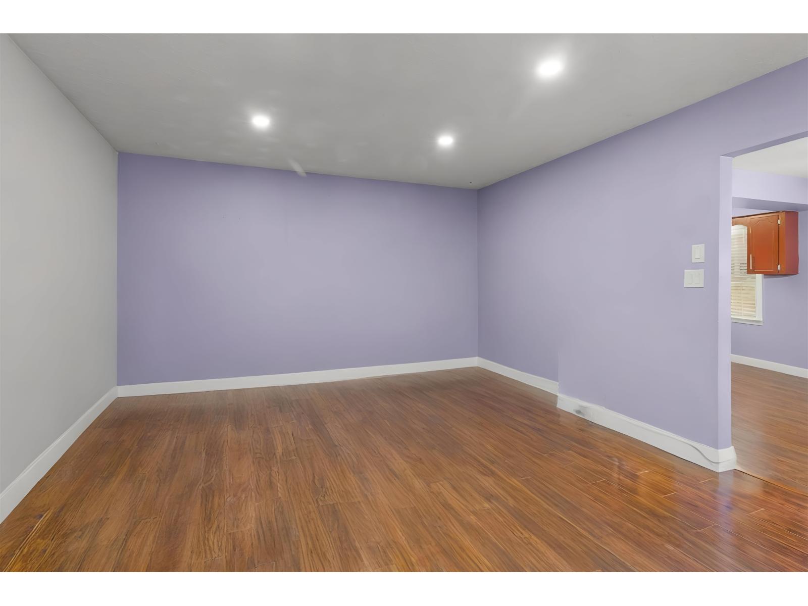 33405 George Ferguson Way, Abbotsford, British Columbia  V2S 2L9 - Photo 10 - R3059491