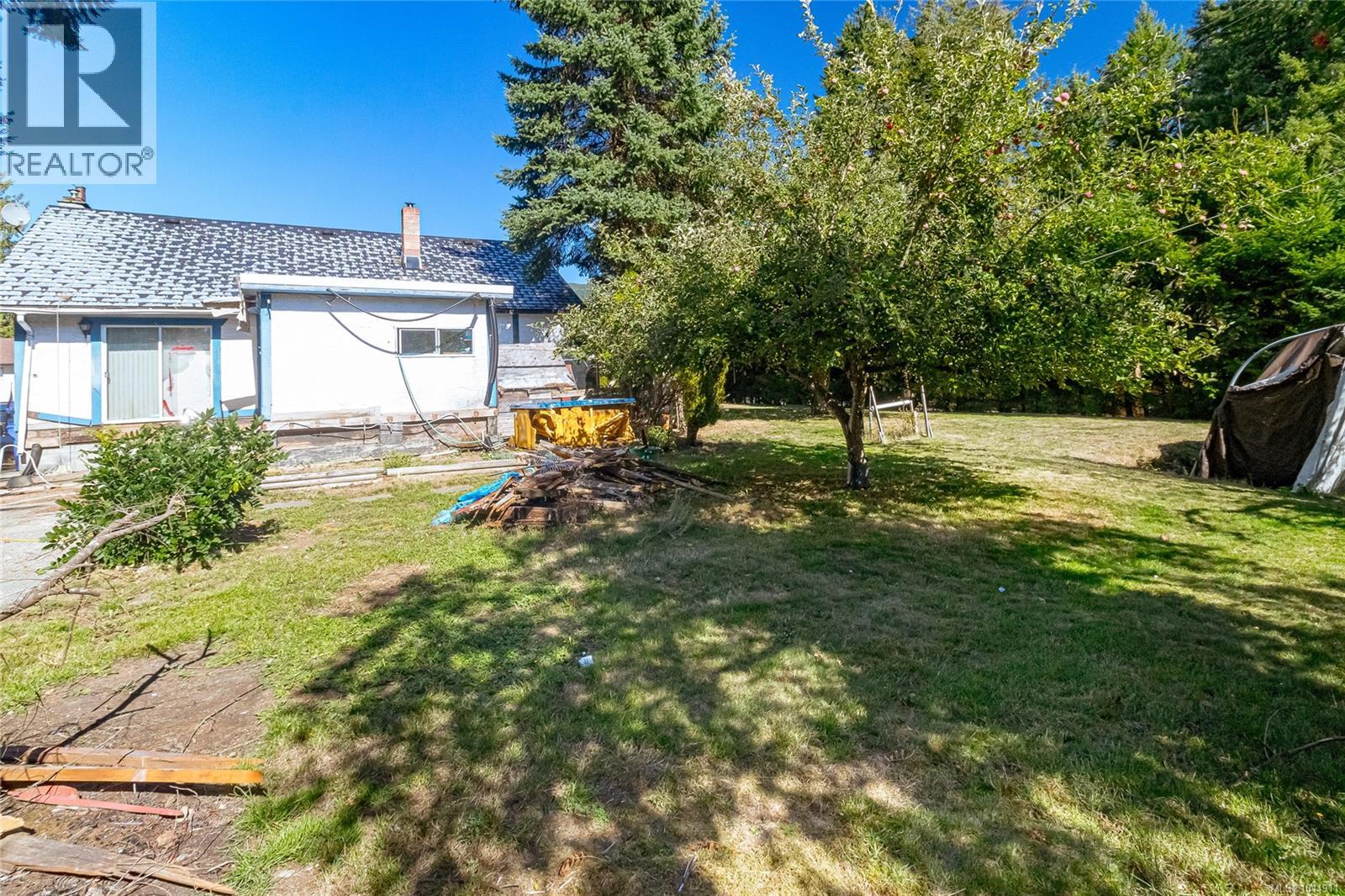 160 Comiaken Ave, Lake Cowichan, British Columbia  V0R 2G0 - Photo 3 - 1014911