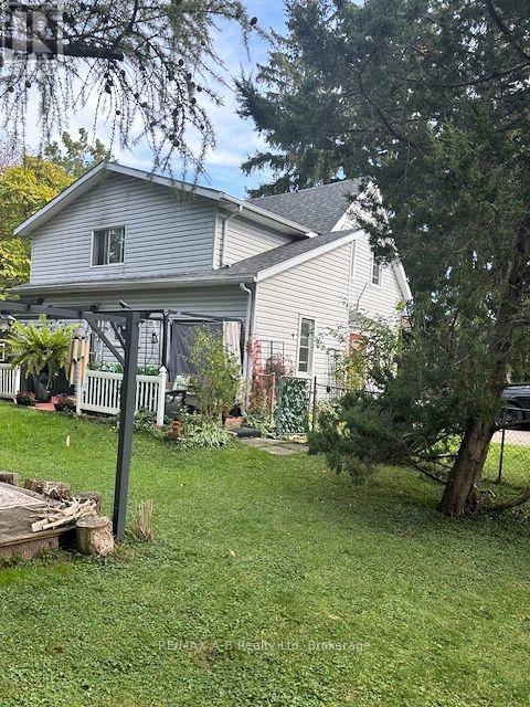 48 FRANKLIN DRIVE, Stratford, Ontario