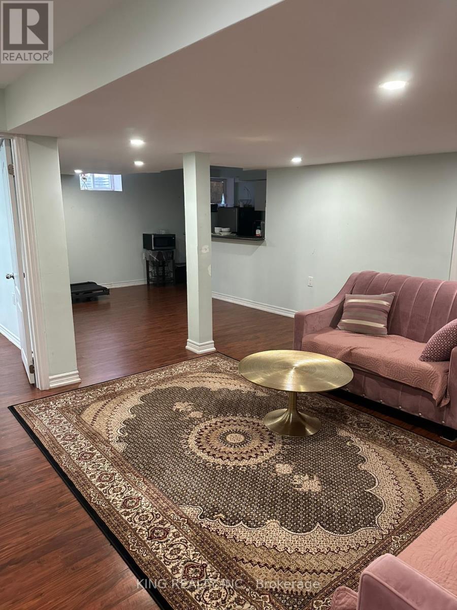36 Creekwood Drive, Brampton, Ontario  L7A 1J3 - Photo 3 - W12477305