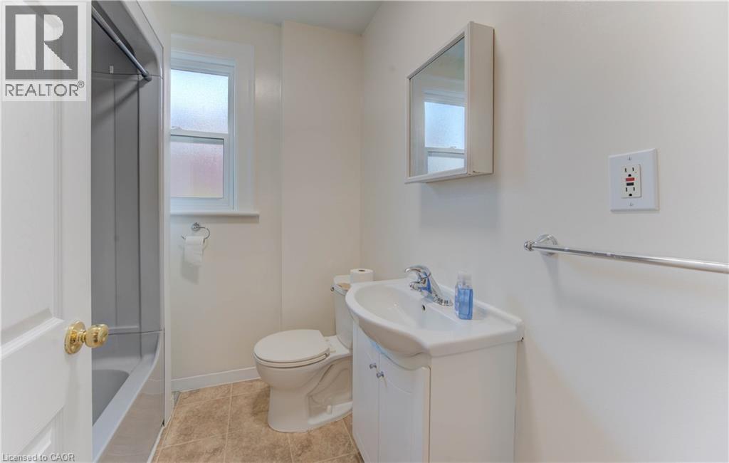 86 Albert Street, Waterloo, Ontario  N2L 3S7 - Photo 25 - 40781132
