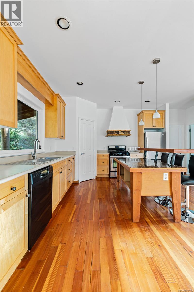 211 Long Harbour Rd, Salt Spring, British Columbia  V8K 2K9 - Photo 18 - 1018059