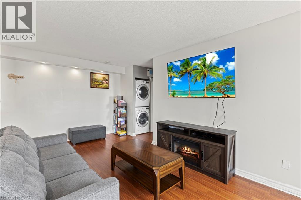 851 Queenston Road Unit# 105, Hamilton, Ontario  L8G 1B4 - Photo 15 - 40744239