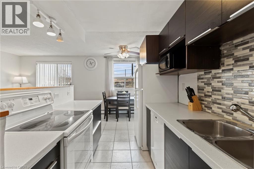 851 Queenston Road Unit# 105, Hamilton, Ontario  L8G 1B4 - Photo 10 - 40744239