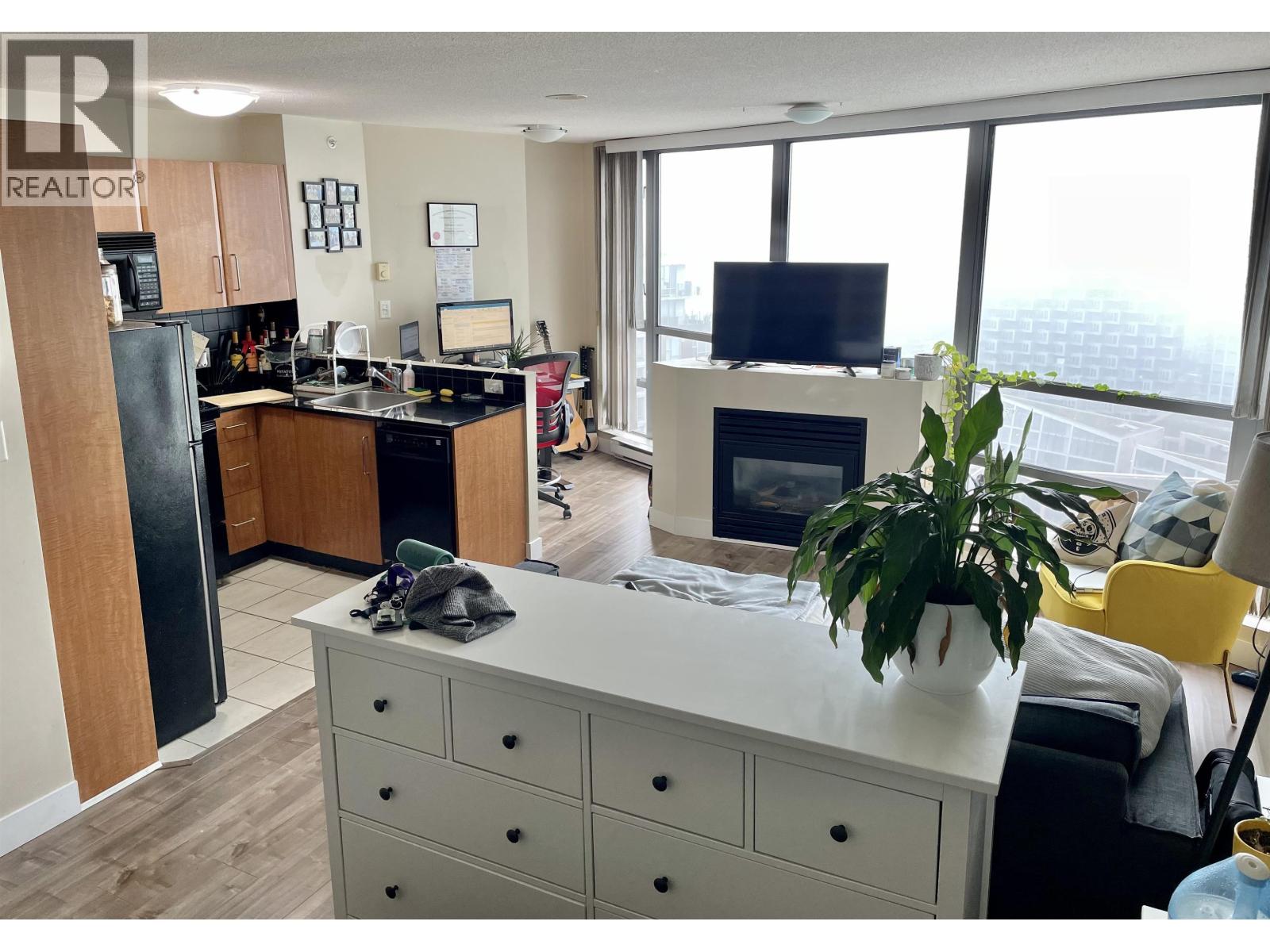 2705 501 Pacific Street, Vancouver, British Columbia  V6Z 2X6 - Photo 2 - R3061180