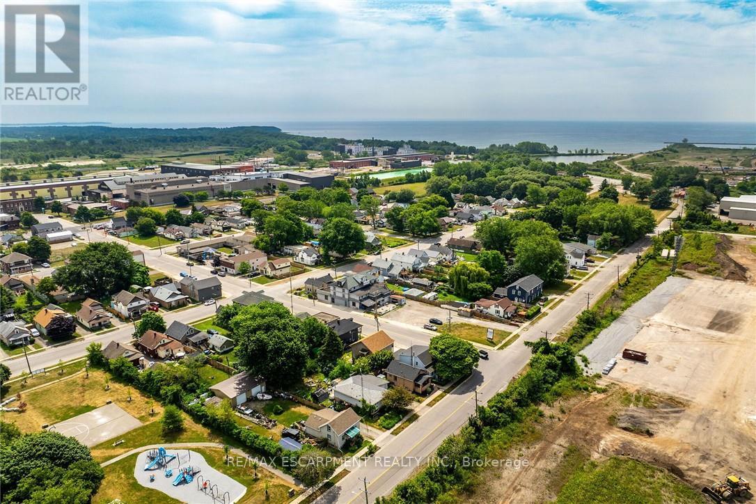 8 Nickel Street, Port Colborne, Ontario  L3K 1B1 - Photo 46 - X12477310