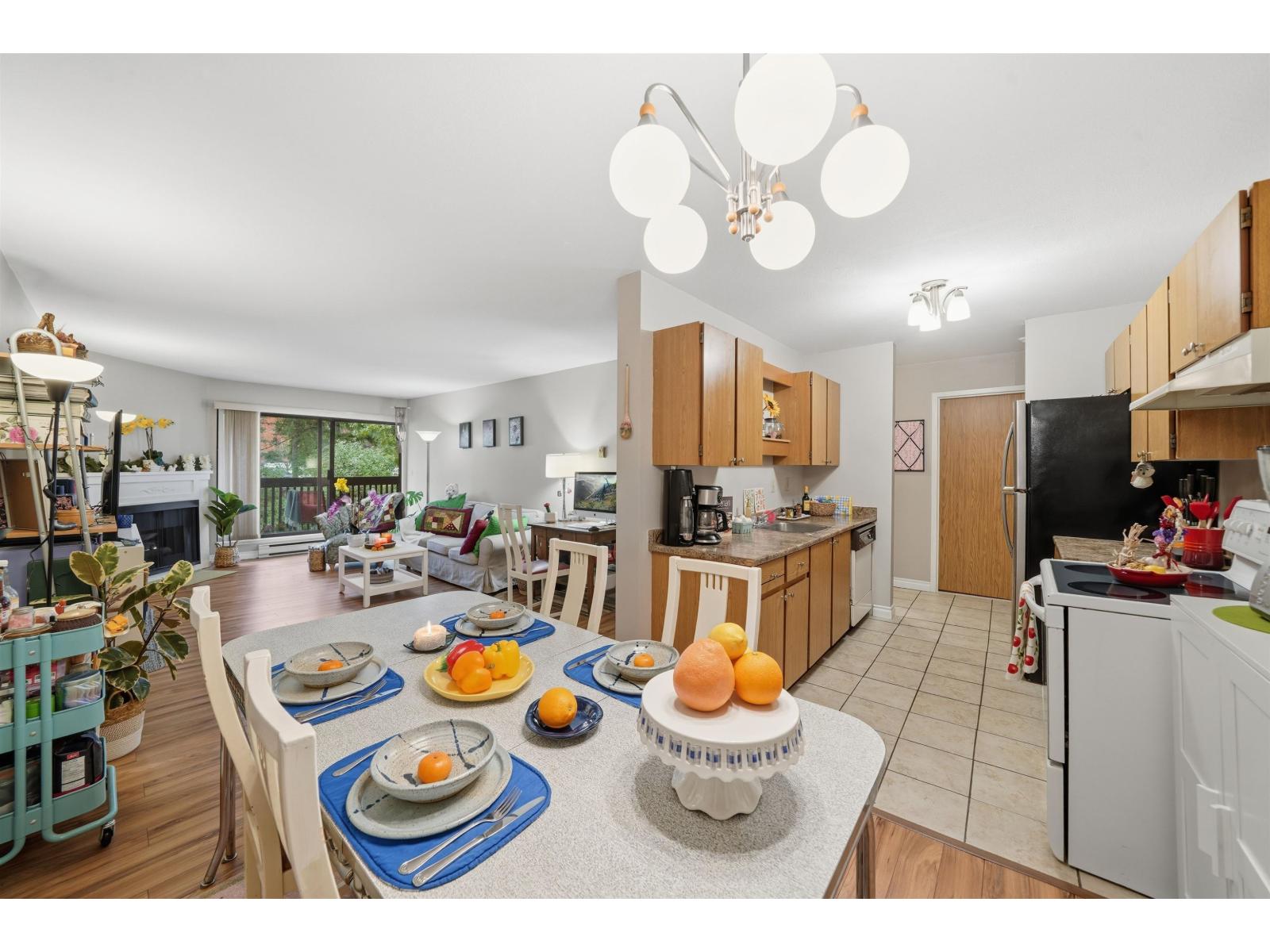 311 9682 134 Street, Surrey, British Columbia  V3T 5L6 - Photo 4 - R3061255