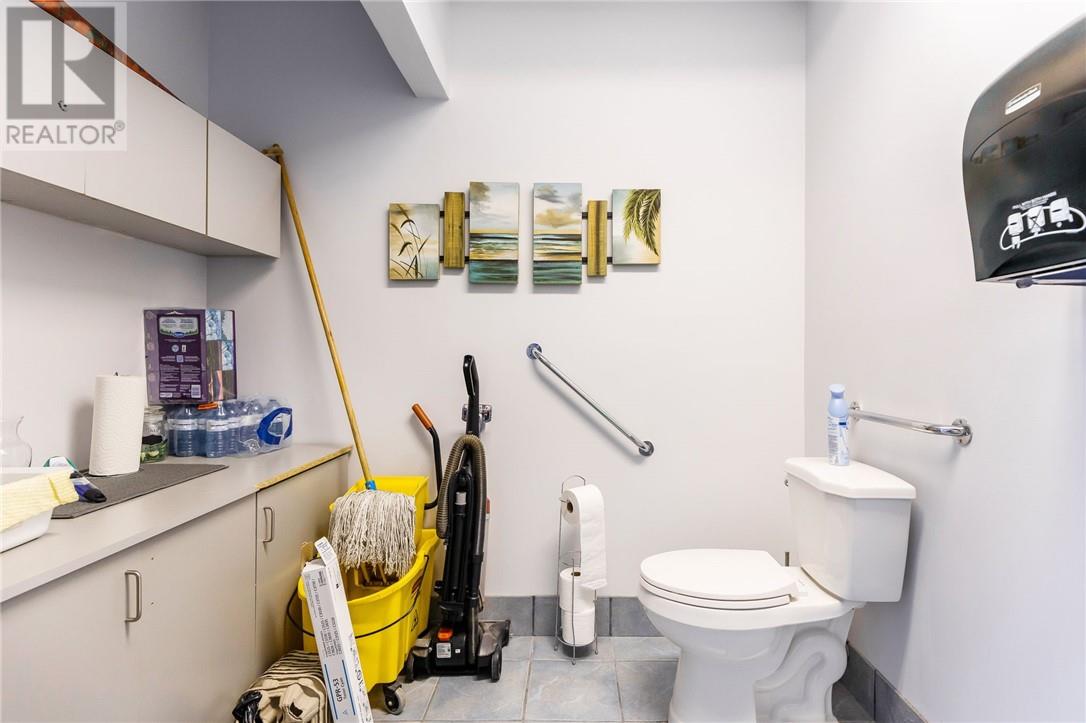 11 Mary Walk, Elliot Lake, Ontario  P5A 1Z9 - Photo 16 - 2125349