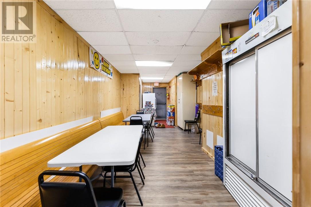 11 Mary Walk, Elliot Lake, Ontario  P5A 1Z9 - Photo 34 - 2125349