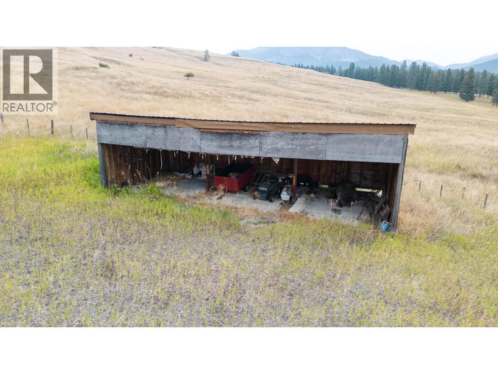 2545 6 Highway, Lumby, British Columbia  V0E 2G1 - Photo 85 - 10366341