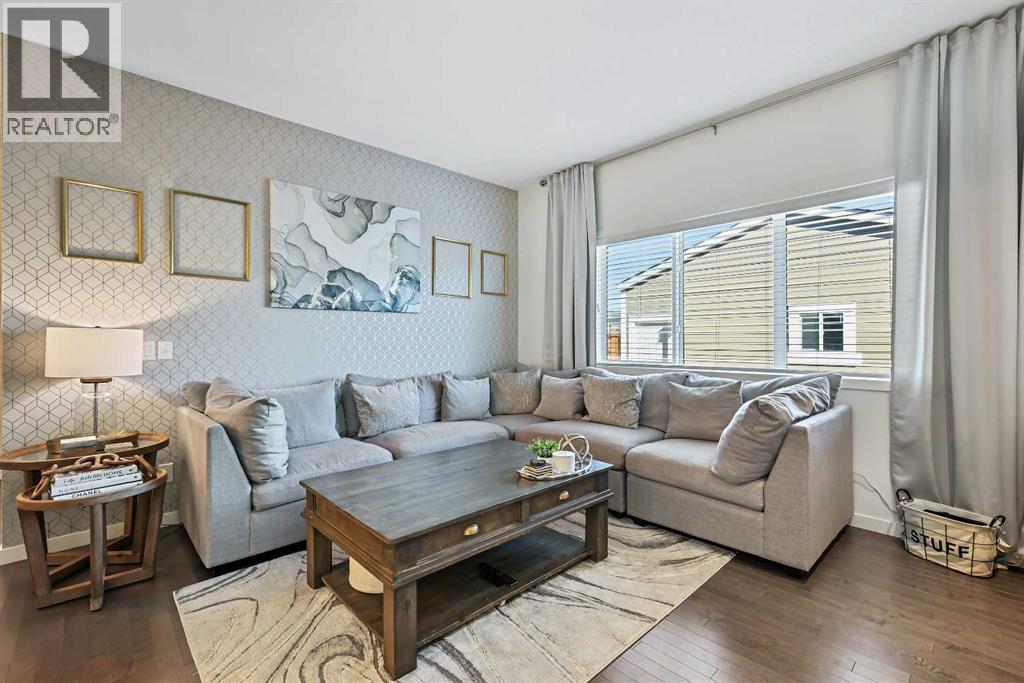 409 Marquis Heights Se, Calgary, Alberta  T3M 1V1 - Photo 5 - A2265126