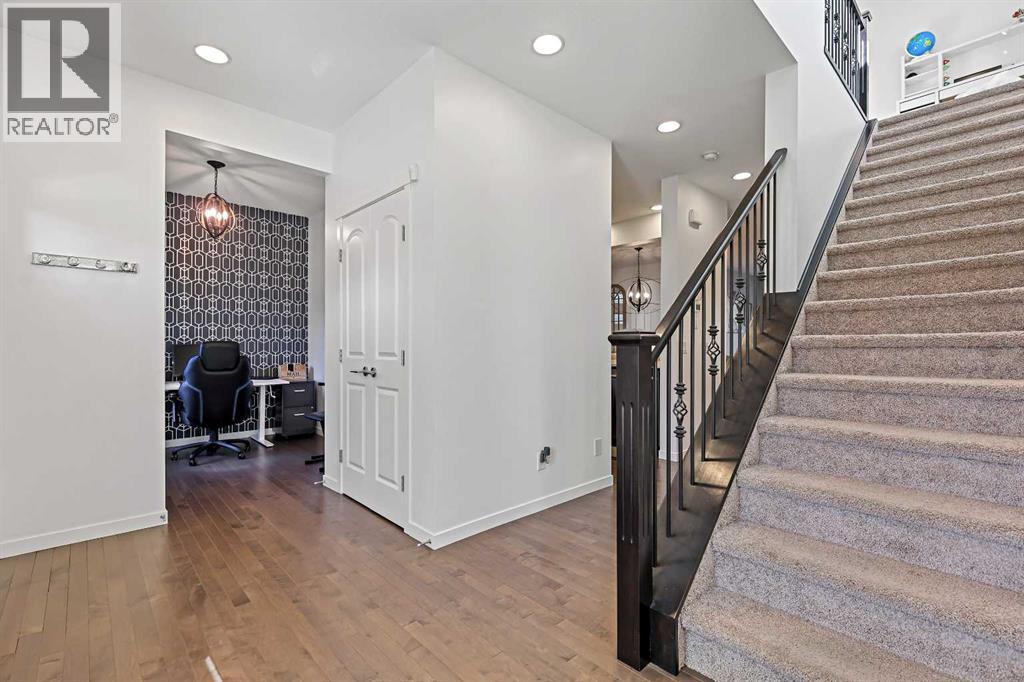 409 Marquis Heights Se, Calgary, Alberta  T3M 1V1 - Photo 14 - A2265126