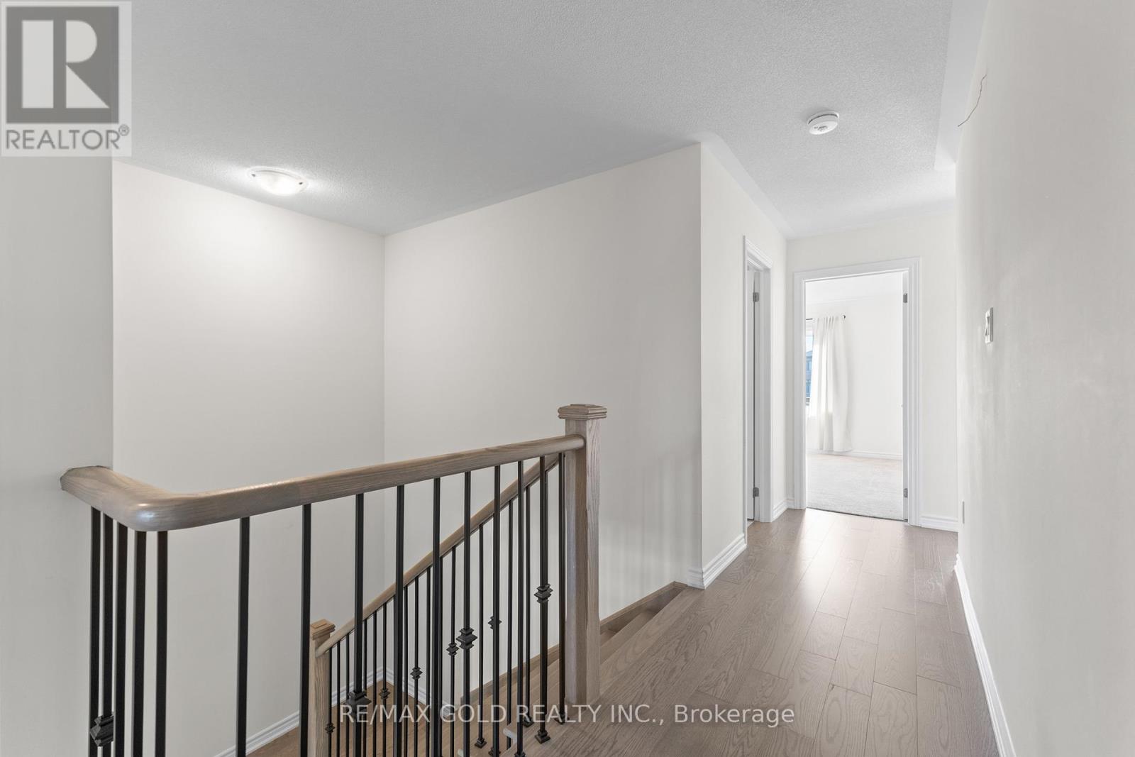 29 Bowline Vista S, East Gwillimbury, Ontario  L9N 0W2 - Photo 20 - N12477233