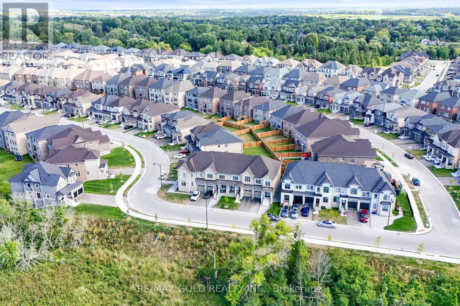 29 Bowline Vista S, East Gwillimbury, Ontario  L9N 0W2 - Photo 41 - N12477233