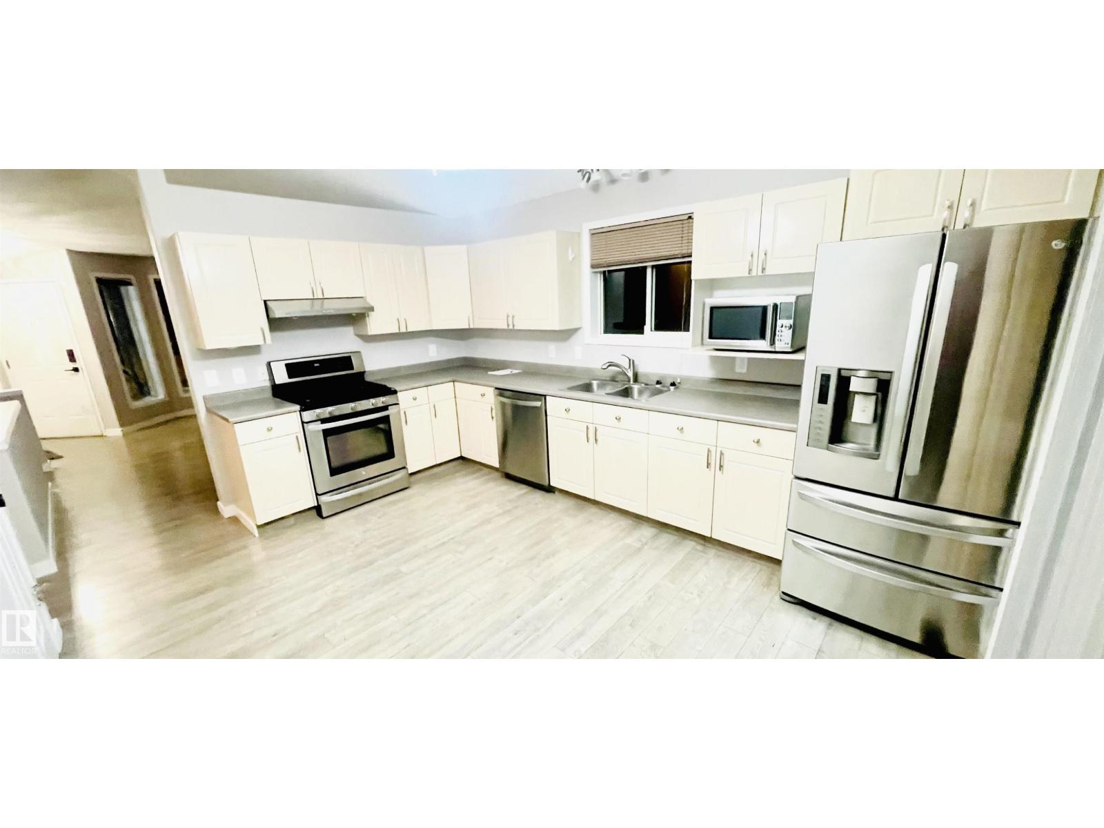 70 Foxboro Ba, Sherwood Park, Alberta  T8A 6B5 - Photo 10 - E4463126