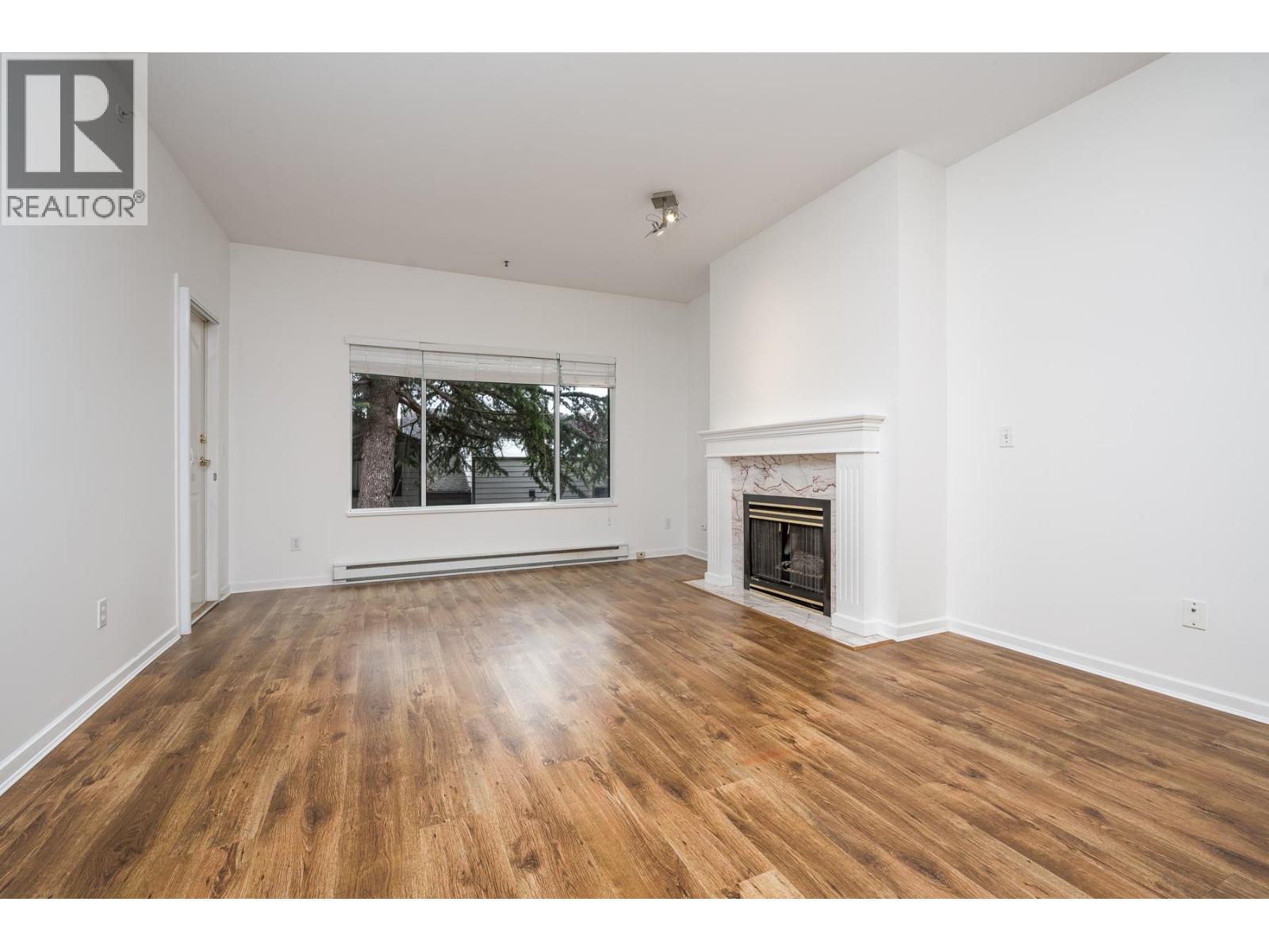 204 1153 54a Street, Delta, British Columbia  V4M 4E4 - Photo 5 - R3061232